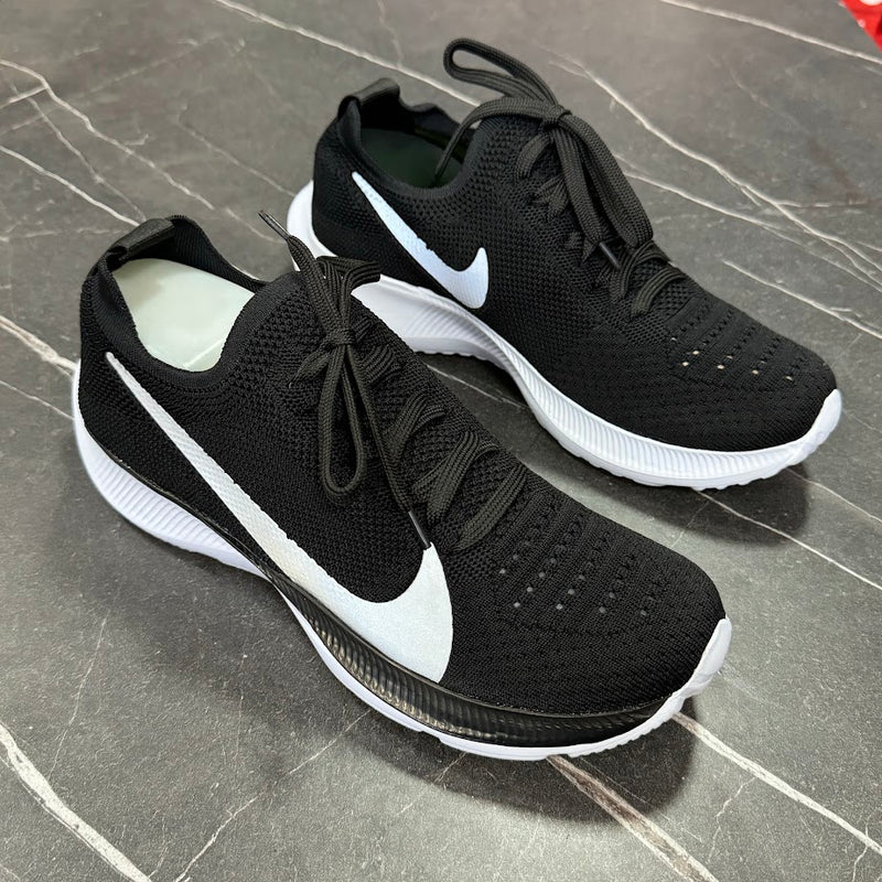 NIKE PEGASUS - PRETO