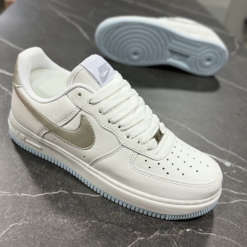 NIKE AIR FORCE 1 GOLD - BRANCO PRATA POLAR