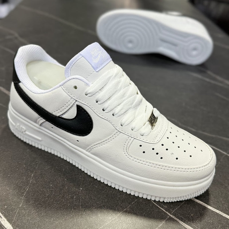 NIKE AIR FORCE 1 GOLD - BRANCO CACHIMBO PRETO