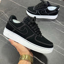 NIKE AIR FORCE 1 GOLD - PTO BCO NOVO