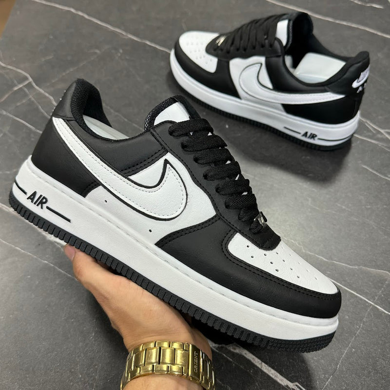 NIKE AIR FORCE 1 GOLD - PANDA