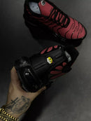 NIKE AIR MAX PLUS TN MUDA DE COR - PTO VERMELHO