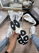 NEW BALANCE 9060 Prem. - BRANCO CINZA