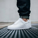 NIKE AIR FORCE 1 GOLD - BRANCO