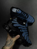NIKE AIR MAX PLUS TN MUDA DE COR - PTO AZUL