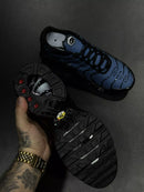 NIKE AIR MAX PLUS TN MUDA DE COR - PTO AZUL