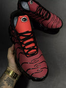 NIKE AIR MAX PLUS TN MUDA DE COR - PTO VERMELHO