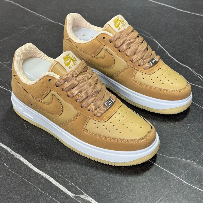 NIKE AIR FORCE 1 GOLD - MOSTARDA CARAMELO