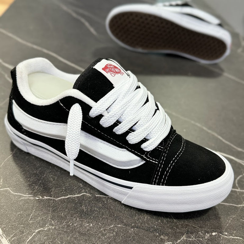 VANS KNU SCHOOL - PRETO BRANCO