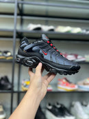 NIKE AIR MAX PLUS TN - DRACULA