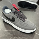 NIKE AIR FORCE 1 GOLD - GRAFITE PRETO VERMELHO