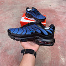 NIKE AIR MAX PLUS TN - PRETO AZUL