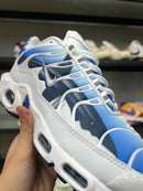 NIKE AIR MAX PLUS TN - SHARK