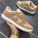 NIKE DUNK SB GOLD - NUDE CARAMELO