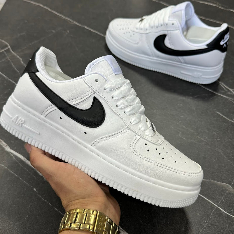 NIKE AIR FORCE 1 GOLD - BRANCO CACHIMBO PRETO