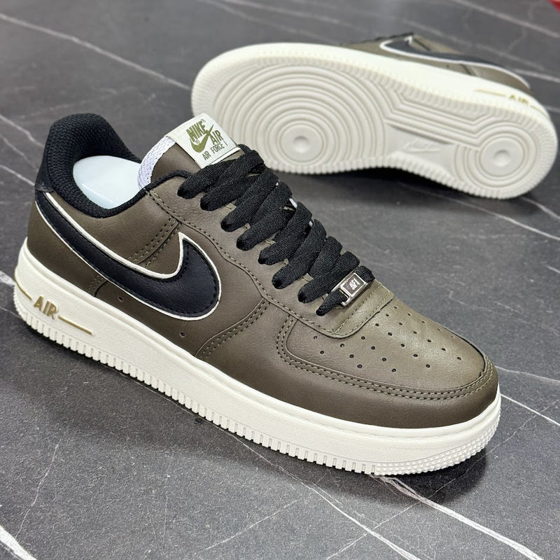 NIKE AIR FORCE 1 GOLD - VERDE PRETO OURO